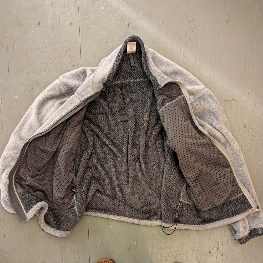 Patagonia Men's R4 Jacket Tailored Grey XL